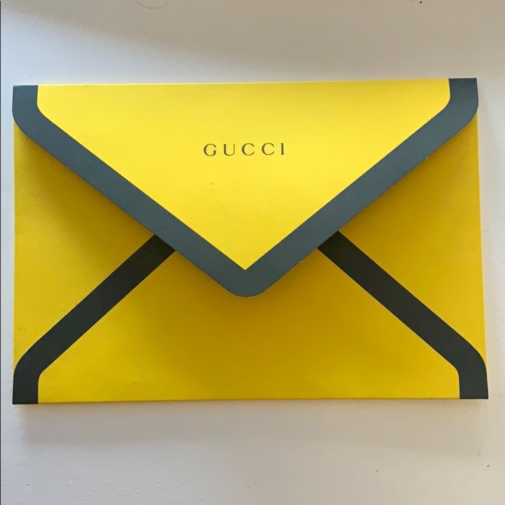 Gucci envelope